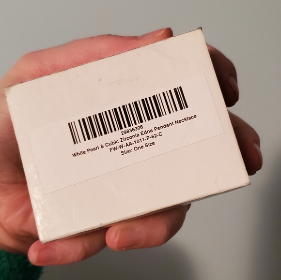 PO White Pearl Cubic Zirconia Edna Necklace - Picture 13 of 15